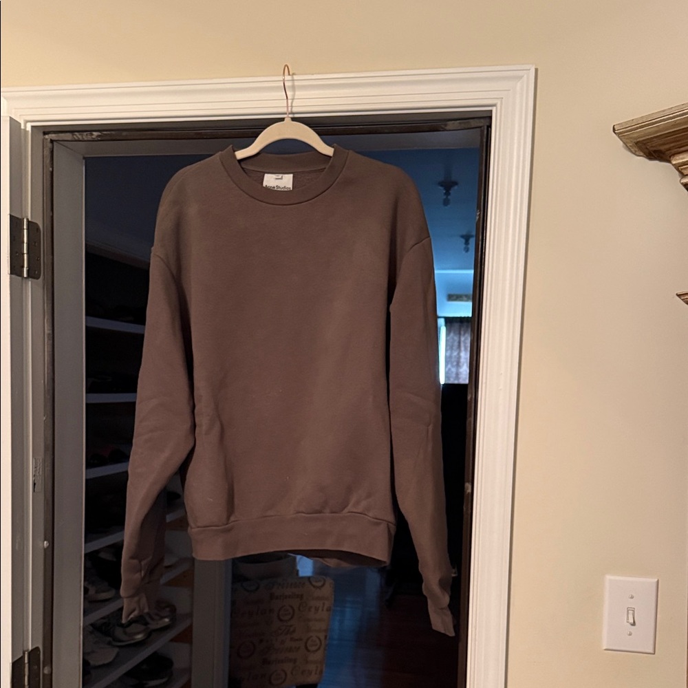 Gently worn acne studios sweatshirt. Medium